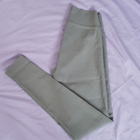 Brand New Agnes & Dora Gray Pixie Pants - Picture 4 of 4